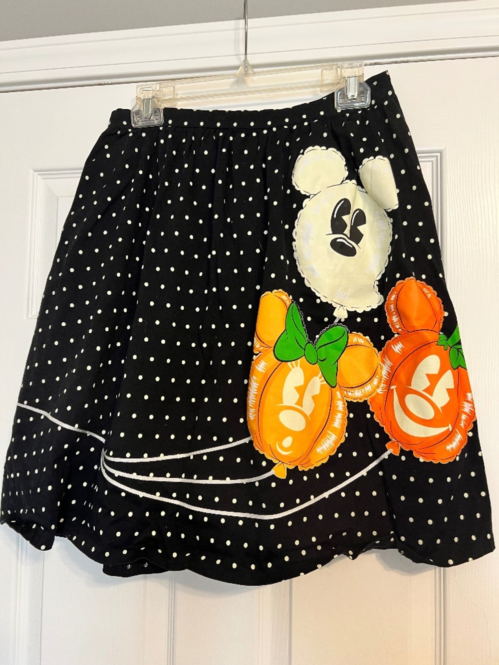 Loungefly Stitch Shoppe Disney Minnie Pumpkin Balloon Sandy Skirt